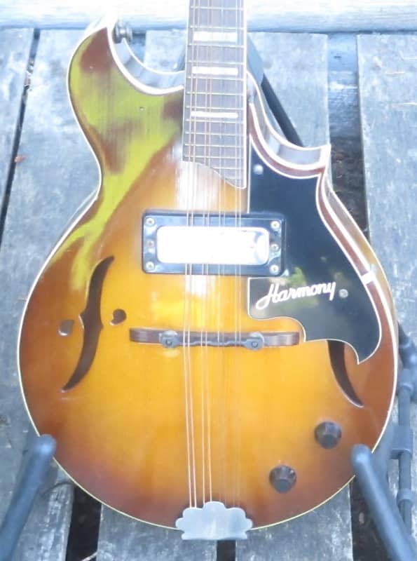 Harmony H-35 "Batwing" electric mandolin 1970 - Sunburst image 1