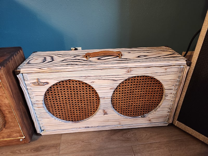 2x12 Speaker solid wood Reverb