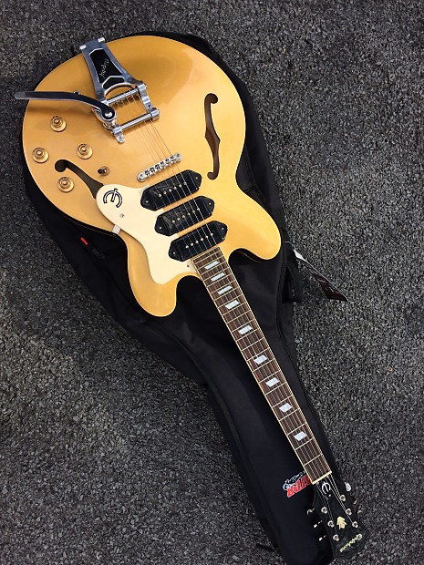 Epiphone Riviera Goldtop p93 Custom Shop Epi with Bigsby and P90 s Semi hollowbody