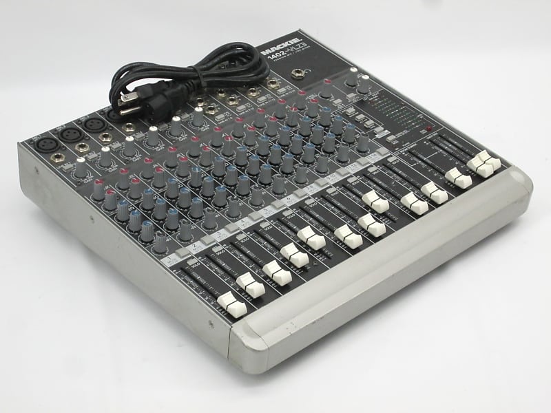 Mackie 1604-VLZ3 16-Channel Mic / Line Mixer image 1