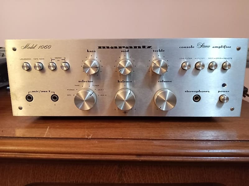 Marantz Model 1060 30-Watt Stereo Solid-State Integrated Amplifier | Reverb