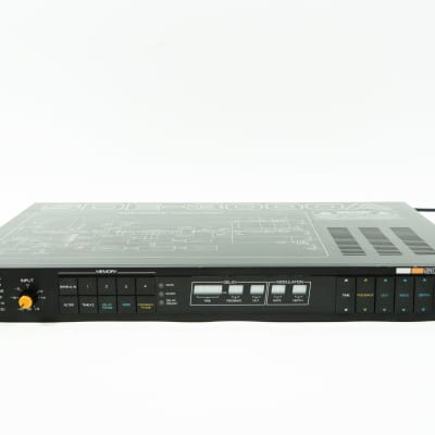 Roland SDE-3000 Digital Delay | Reverb