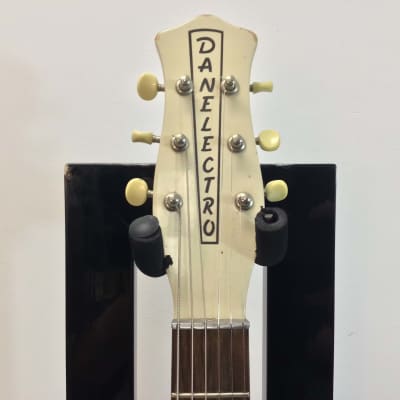 Danelectro U-2 Reissue Electric Guitar image 3
