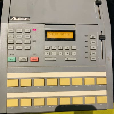 Alesis HR-16 High Sample Rate 16-Bit Drum Machine 1980s - Gray