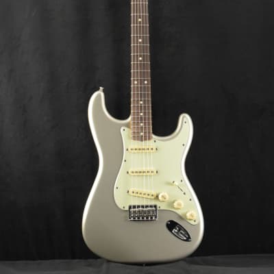 Mint Fender Robert Cray Stratocaster Inca Silver Rosewood Fingerboard image 2