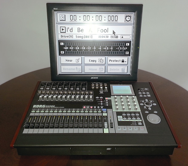KORG D3200 32-Track Digital Recording Studio w VGA Like New!