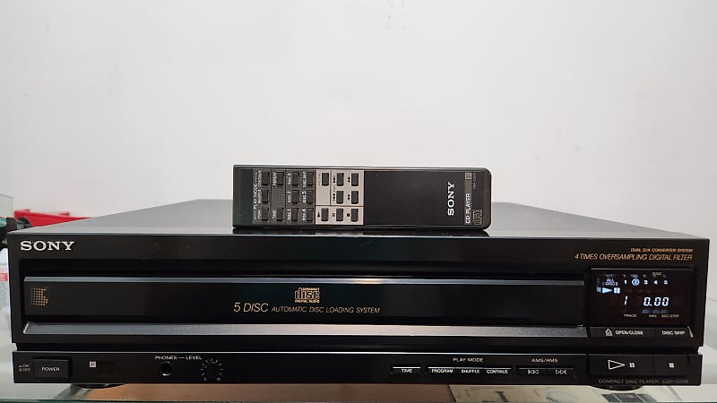 Sony selling CDP-C500 5-DISC CHANGER VINTAGE