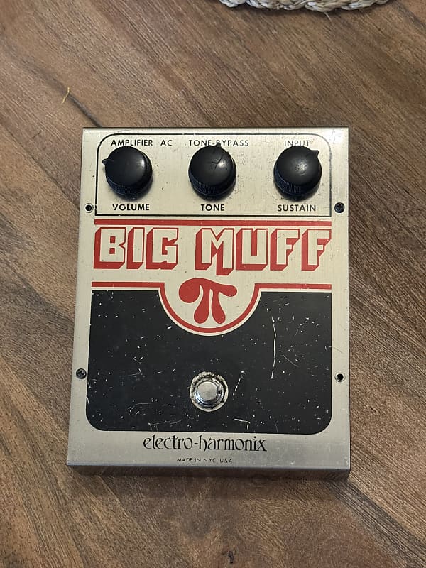 Electro-Harmonix Big Muff Pi V5 (Op Amp Tone Bypass