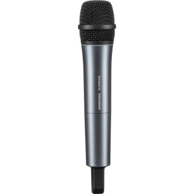 Sennheiser XSW 1-835-A Wireless Vocal Set, Includes SKM 835-XSW Handheld Transmitter with e835 Super Dynamic Cardioid Capsule, MZQ 1 Microphone Clip, image 23