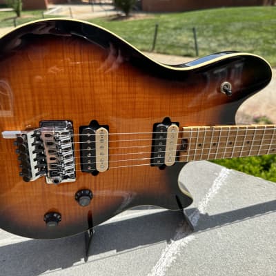 Peavey Wolfgang Standard Deluxe Archtop 1999 - Sunburst Flame Top image 10