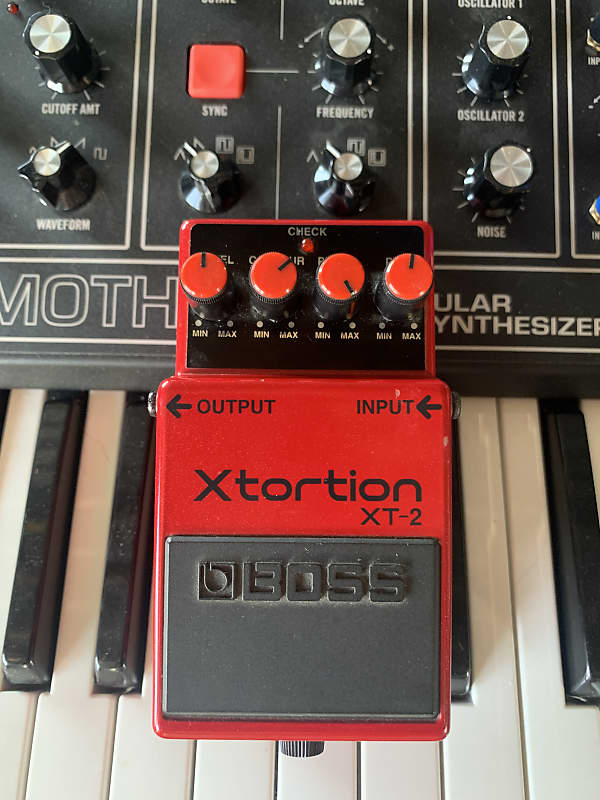 Boss XT-2 Xtortion