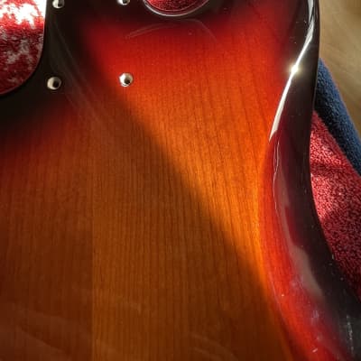 Fender Kurt Cobain Jaguar 3-Color Sunburst Mexico Great Condition image 9