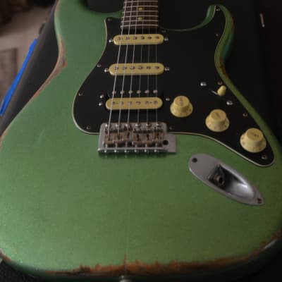 American Fender Stratocaster Relic Green Sparkle HSS image 23