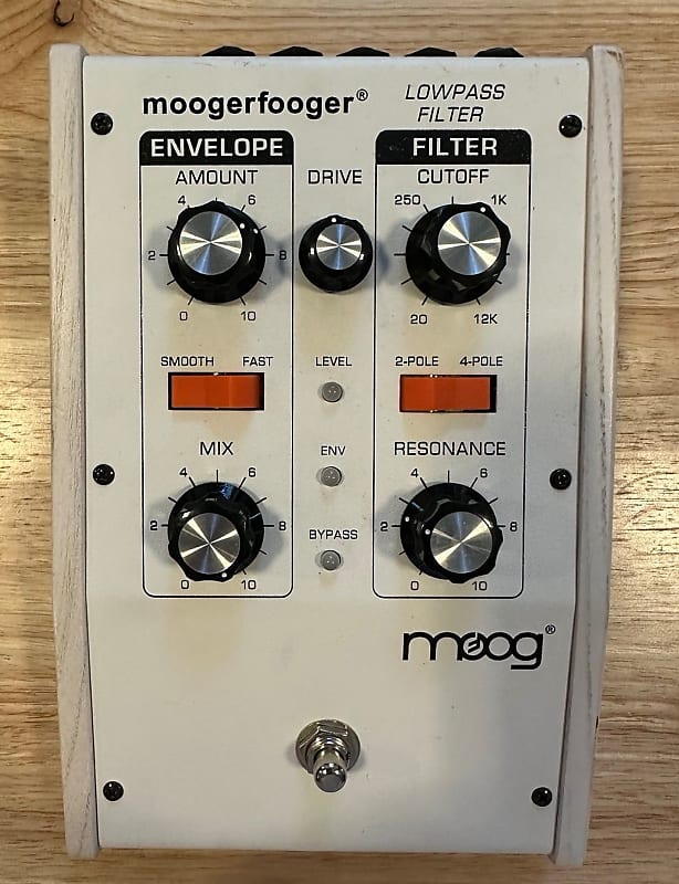 Moog MF-101 Moogerfooger Low Pass Filter White | Reverb