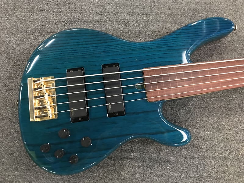 Yamaha TRB5IIF TRB series Made in Japan 5 String Fretless
