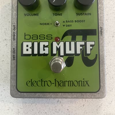 Electro-Harmonix Bass Big Muff Pi Fuzz Pedal | Reverb Canada