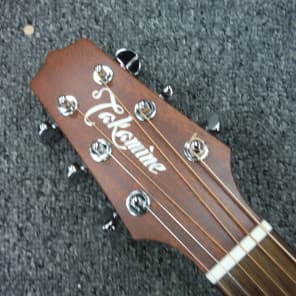 Takamine Pro P1DC-LH Left-Handed Acoustic-Electric Guitar Natural image 3