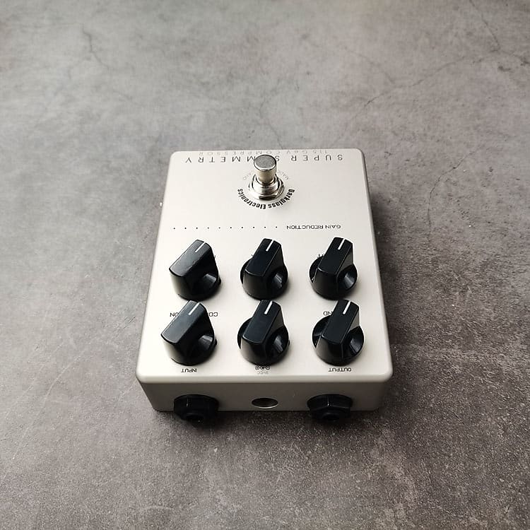 Darkglass Electronics Super Symmetry – The Bass Gallery
