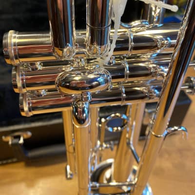 Getzen 590S-S Capris Series Bb Trumpet Silver-Plated #G69228 image 5