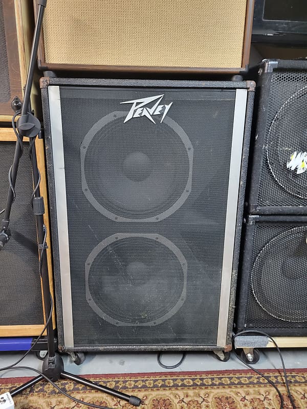 Peavey 2x15 | Reverb