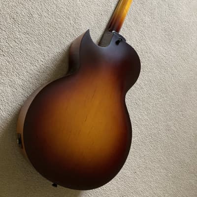Benedetto Andy 3/4 size archtop - Antique Burst image 10