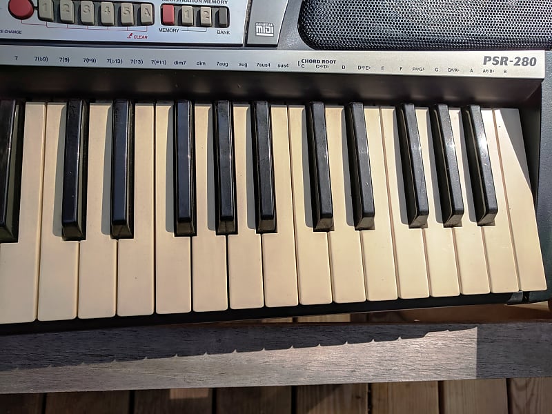 Yamaha PSR-280 Portatone Electronic Keyboard, 61 Keys, 6