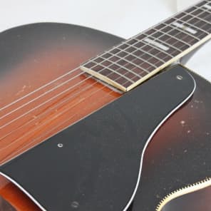 1938 Regal Prince Archtop Guitar Sunburst w/case - All original - Very rare! - image 7
