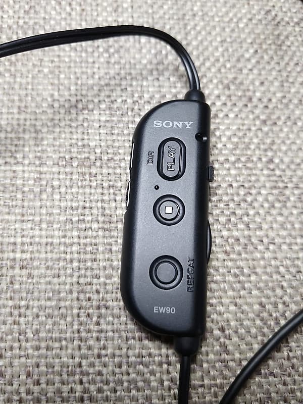 SONY MDR-E472です。