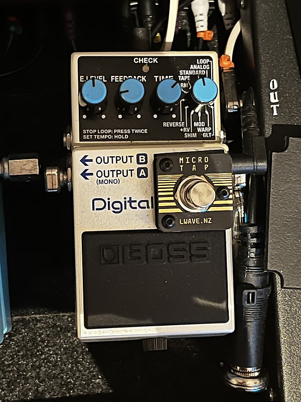 Boss DD-8 Digital Delay | Reverb Canada