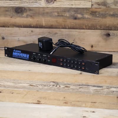 Alesis MidiVerb 4 MIDI Controllable Dual-Channel Multi-Effects Processor -  Previously Owned - Bill's Music