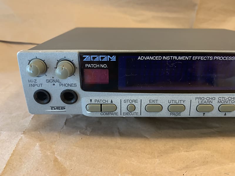 ZOOM 9030 ADVANCED INSTRUMENT EFFECTS PROCESSOR | Zoom