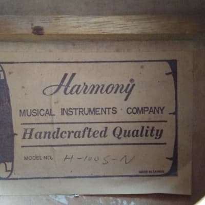 Harmony H-1005-N MIT with Roadrunner Case image 14