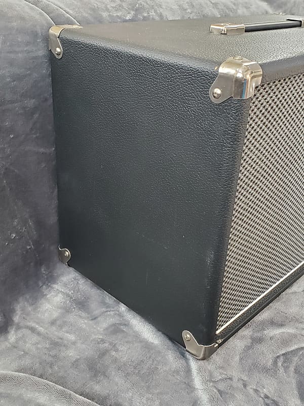 【完動品】ギターRIVERA SUB1／リベラ サブウーファー 美・完動品】ギターRIVERA SUB1／リベラ サブウーファー 楽器・機材