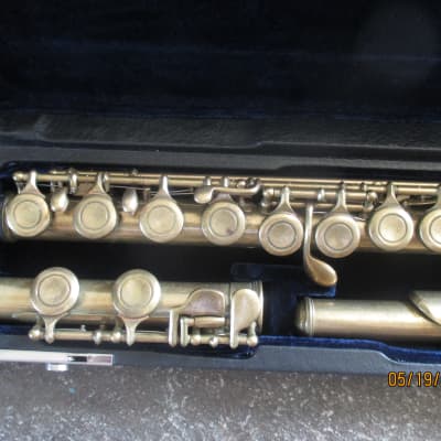 Silver Gold color Flute with case image 2