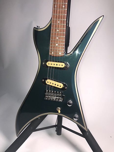 Vintage 1980's Guitar - Mako Exotec XK-4 - Extremely cool