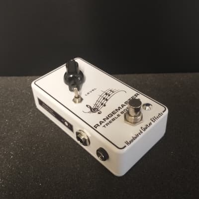 Guitar FX Layouts: Rangemaster with switchable input caps