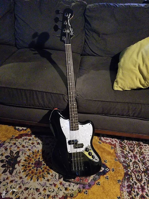Squier Jaguar bass 2015 - Black image 1