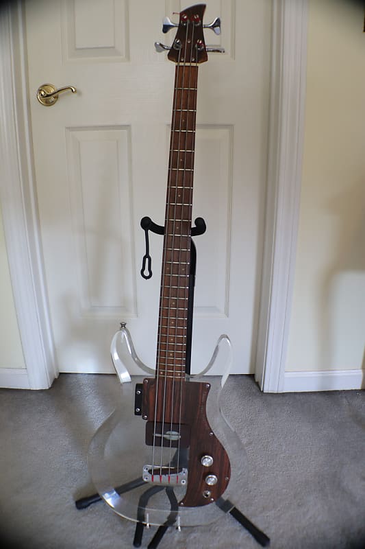 Ampeg Dan Armstrong Lucite Bass 1970 - Clear image 1