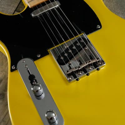 Revelation RVT 'Left Handed' Electric Guitar, Vibrant Yellow image 5