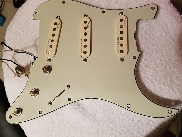 Fender Stratocaster Gen 4 Noiseless  Pickups N4  Cream Pickguard Assembly image 1