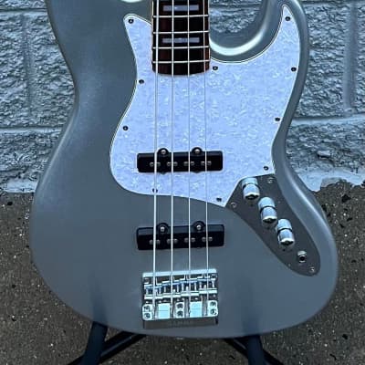 GAMMA Custom Bass Guitar J23-04, 4-String Beta Model, QuickSilver Metallic image 2