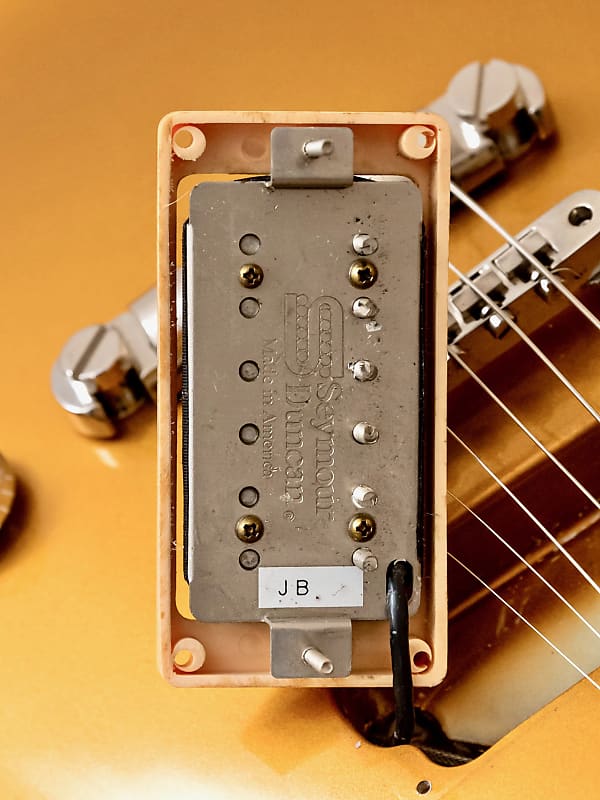 2000s Edwards by ESP Limited Model E-LP-85SD Goldtop 2000s Edwards by ESP Limited Model E-LP-85SD Goldtop
