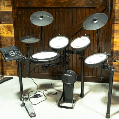 Roland V-Drums TD-17KV 8-Piece Electronic Drum Set