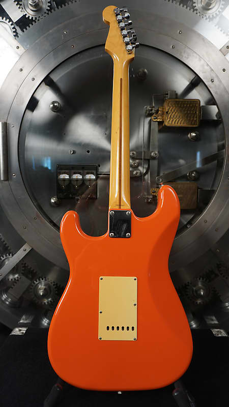 Fender Custom Shop Hank Marvin Stratocaster 1992 Fiesta Red