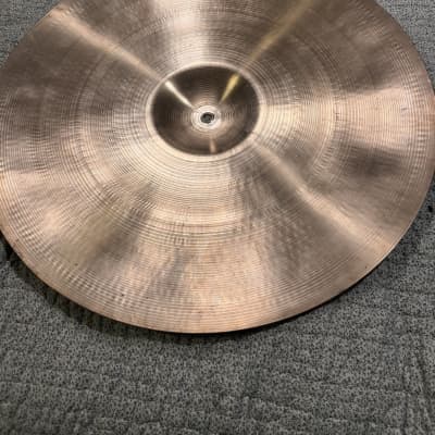 A. Zildjian 22