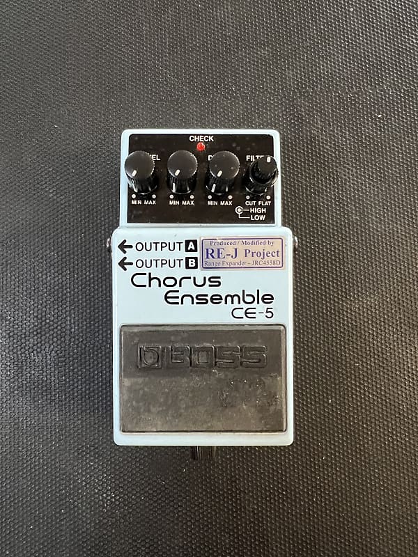 スタンダードなさわやか系コーラス』 BOSS Chorus Ensemble CE-5