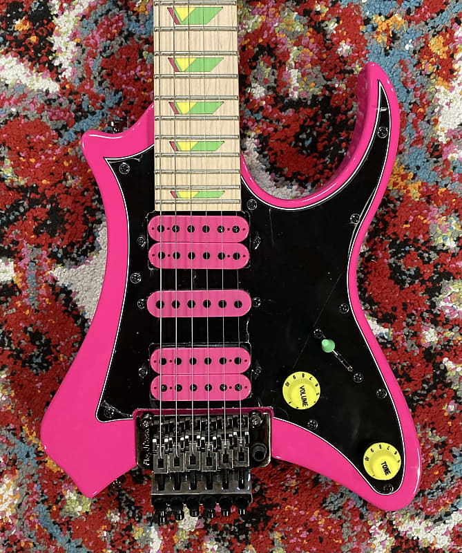 Traveler Vaibrant Deluxe V88X B-Stock 2019 - Hot Pink, Good, DEMO