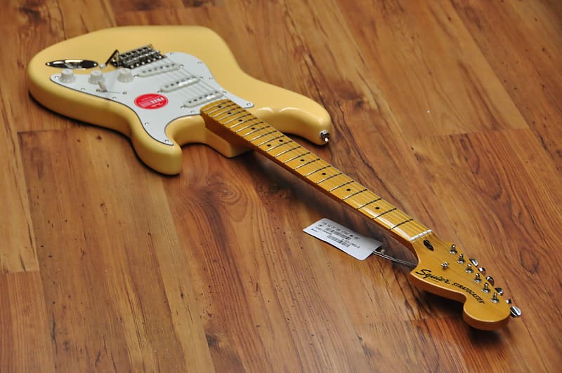 Squier deals vintage white