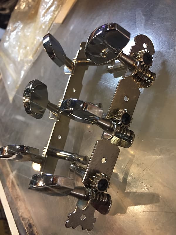 Generic Slotted headstock tuners Reverb