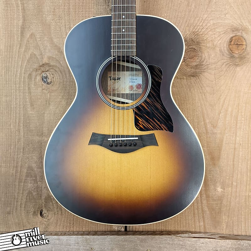 Taylor AD12e American Dream Grand Concert Acoustic-Electric Sunburst w/ Gig Bag